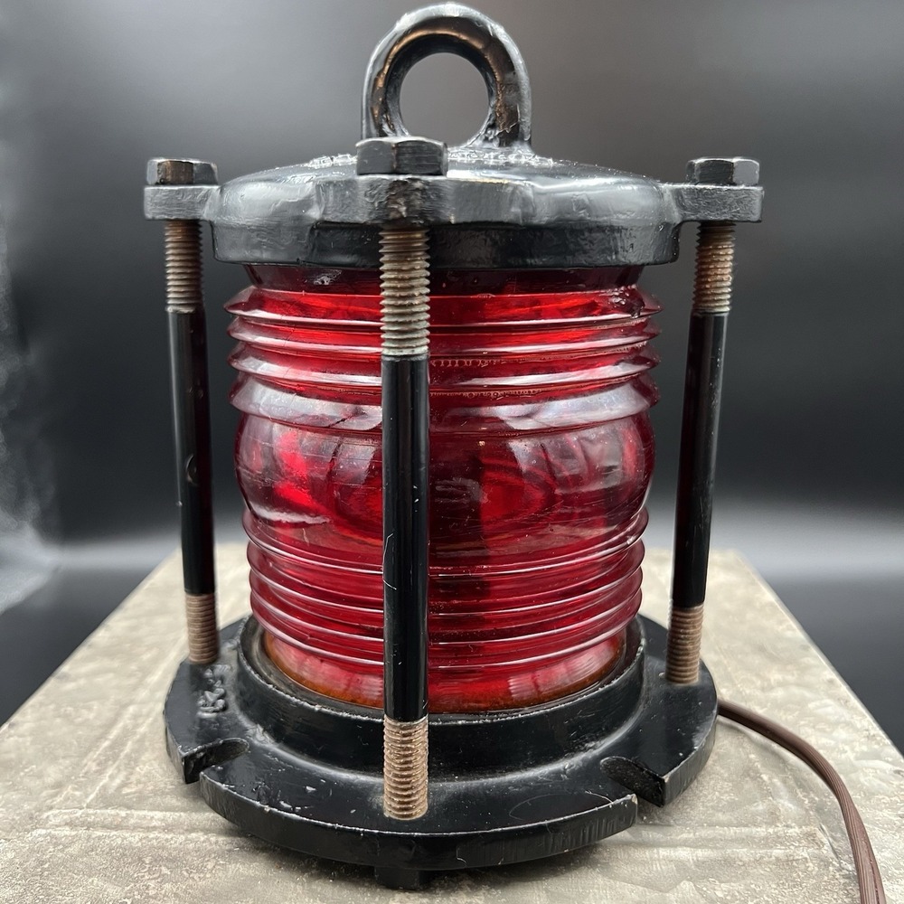 Vintage GE Cast Iron Marine Navigation Ship Light Red Fresnel Lens 9-8-0335-1 - Picture 4 of 16